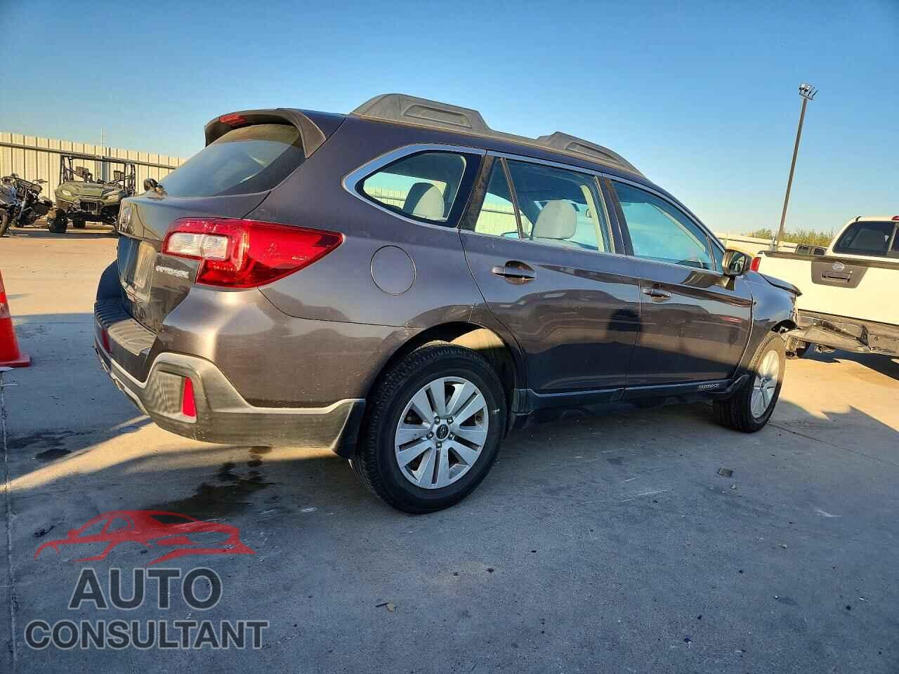SUBARU OUTBACK 2018 - 4S4BSAAC4J3232193