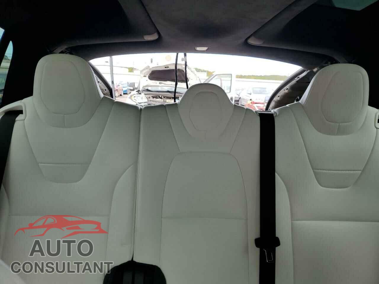 TESLA MODEL X 2017 - 5YJXCAE24HF061306