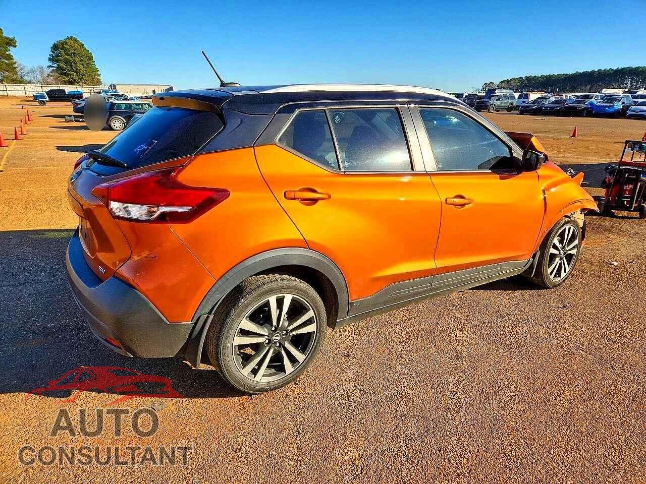NISSAN KICKS 2019 - 3N1CP5CU3KL519038