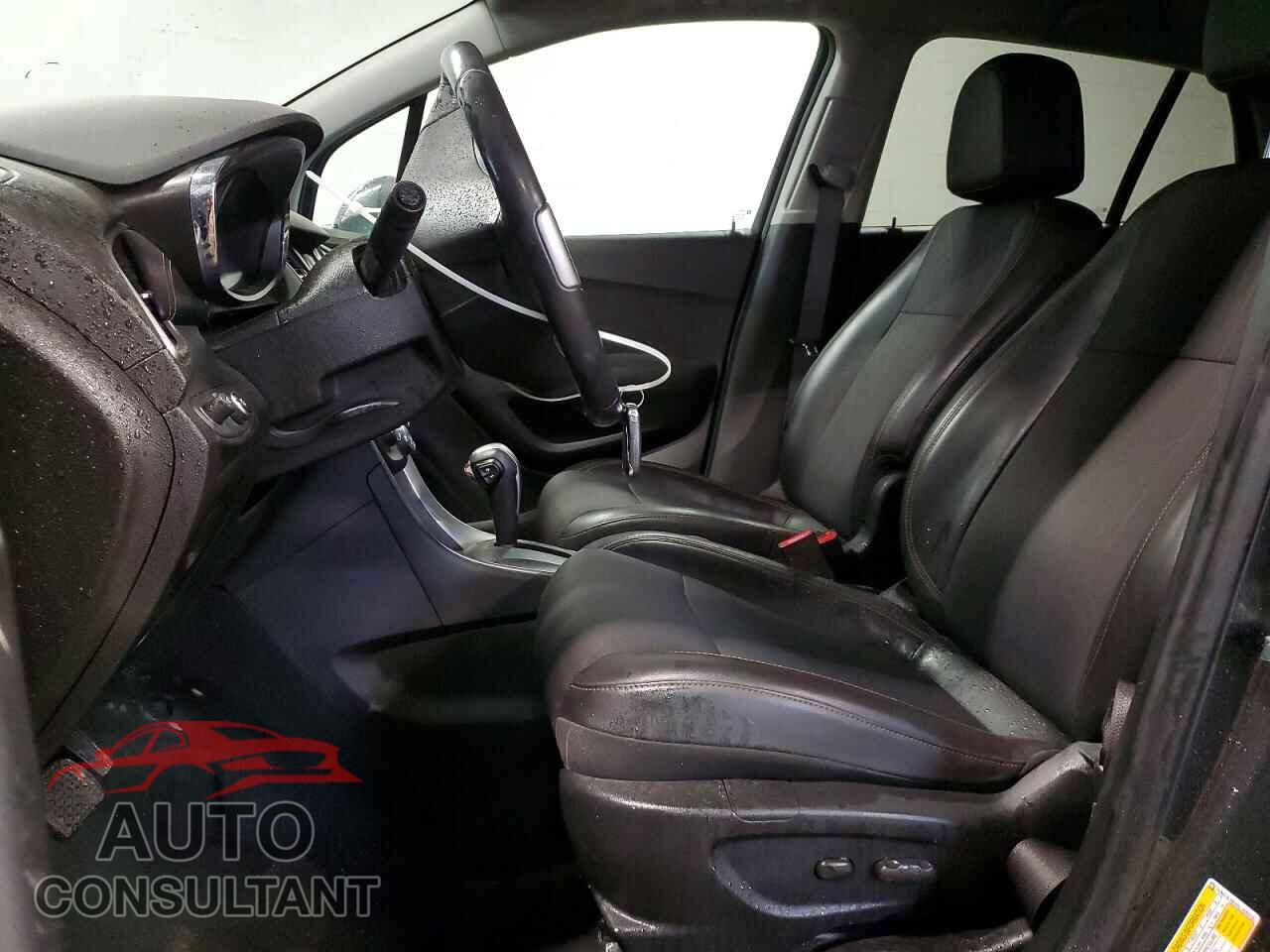 CHEVROLET TRAX 2019 - 3GNCJLSBXKL405015