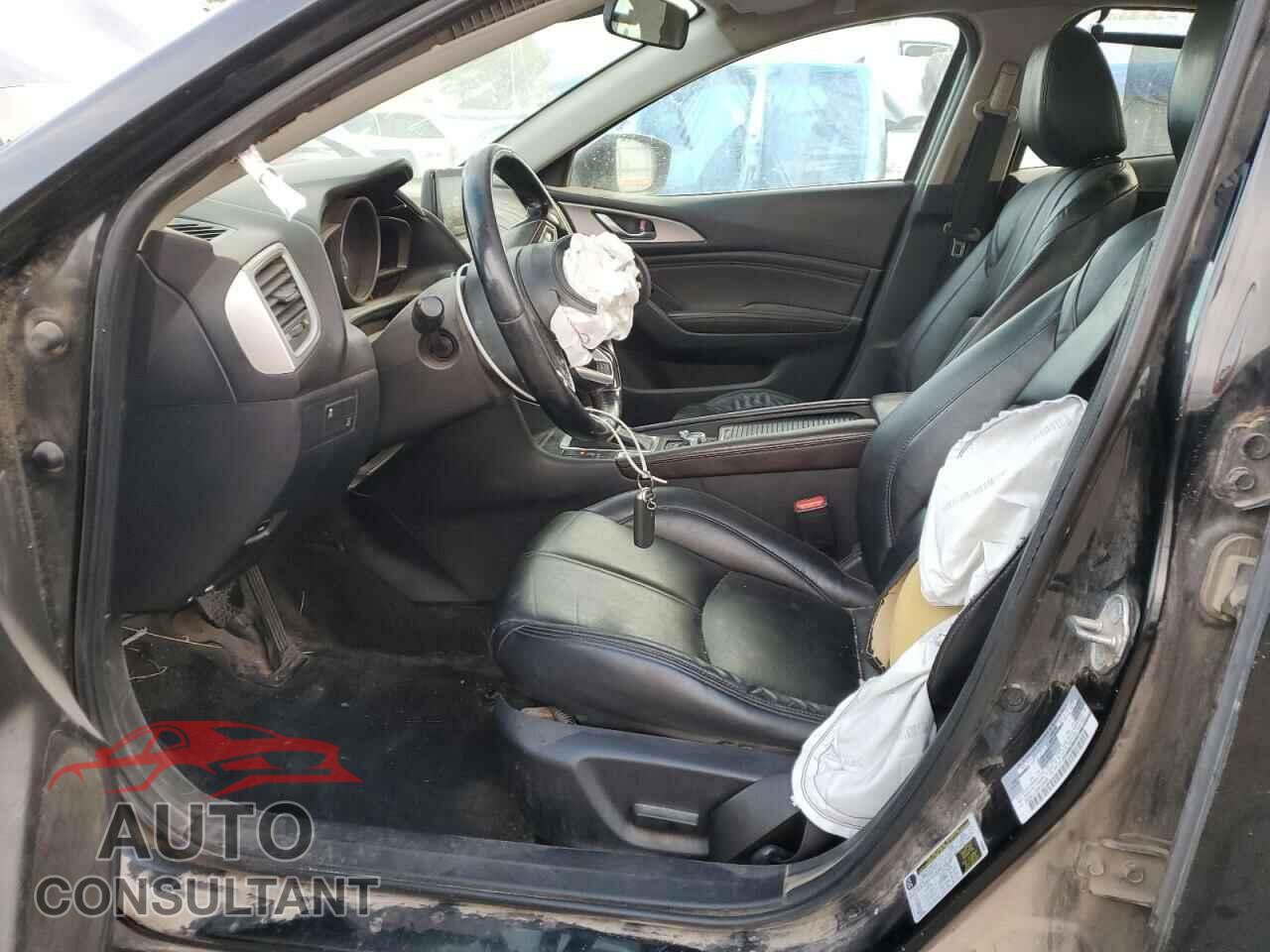 MAZDA 3 2017 - 3MZBN1V79HM105499