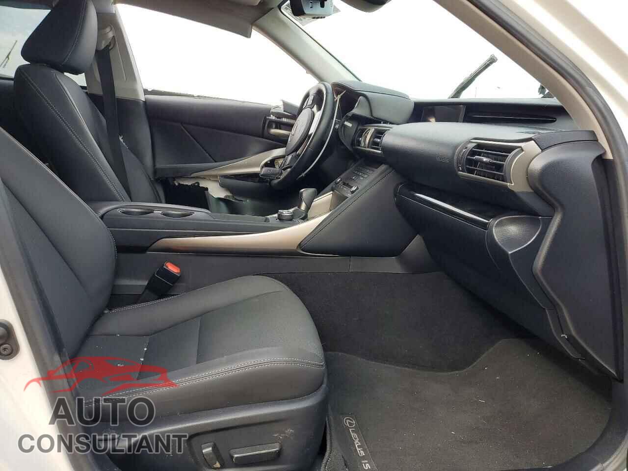LEXUS IS 2020 - JTHDA1D25L5107325