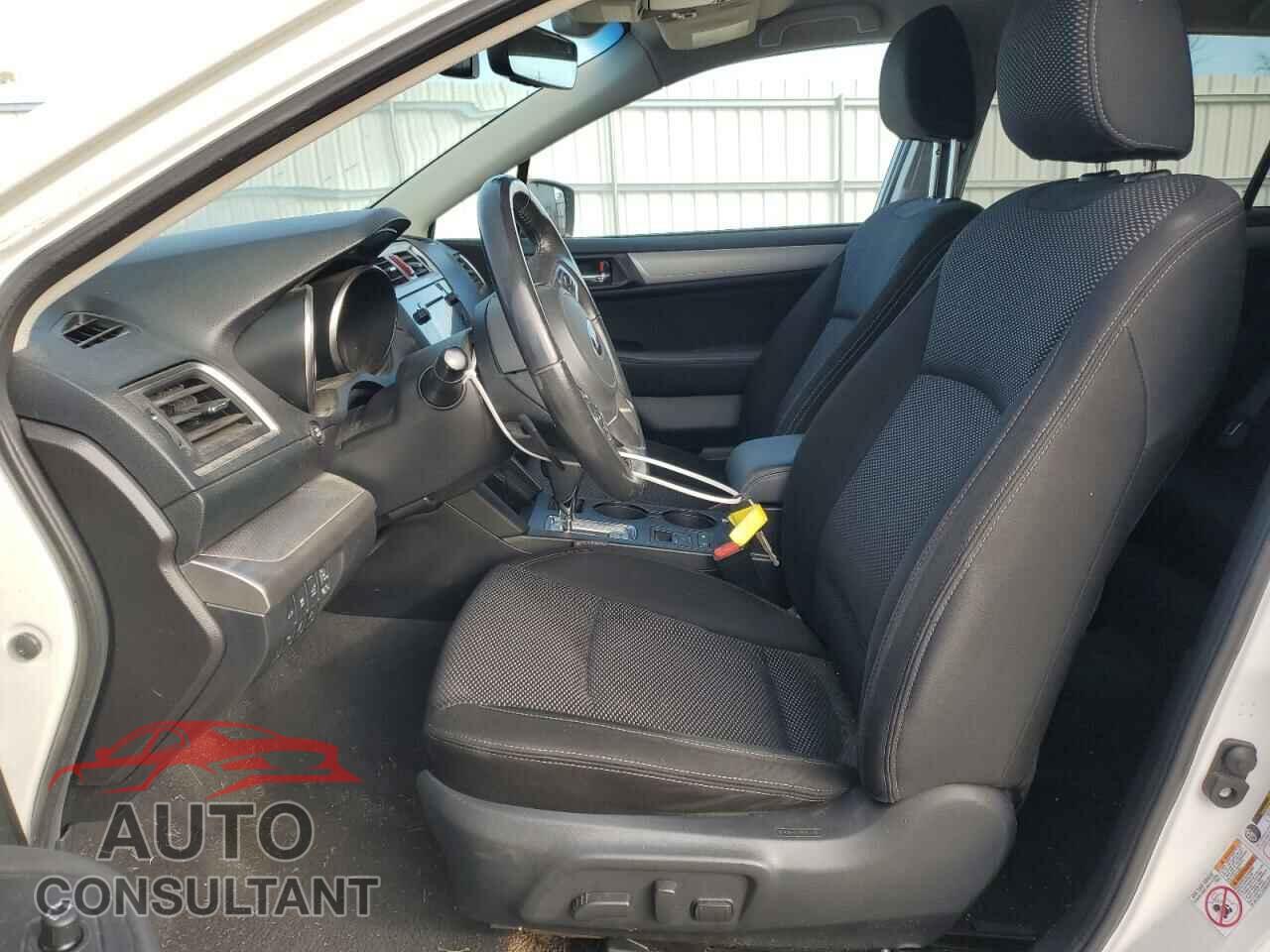 SUBARU OUTBACK 2017 - 4S4BSAFC9H3384571
