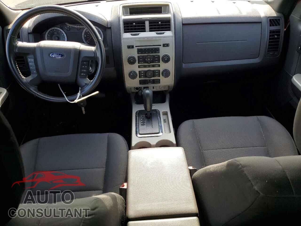 FORD ESCAPE 2010 - 1FMCU0DGXAKD25877