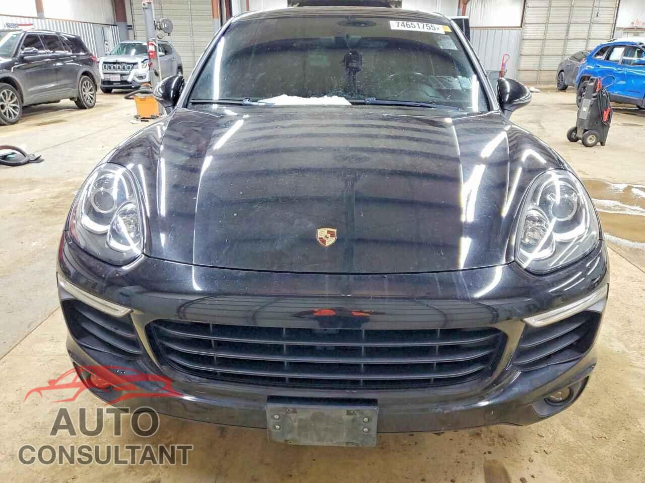 PORSCHE CAYENNE 2016 - WP1AA2A22GLA03504