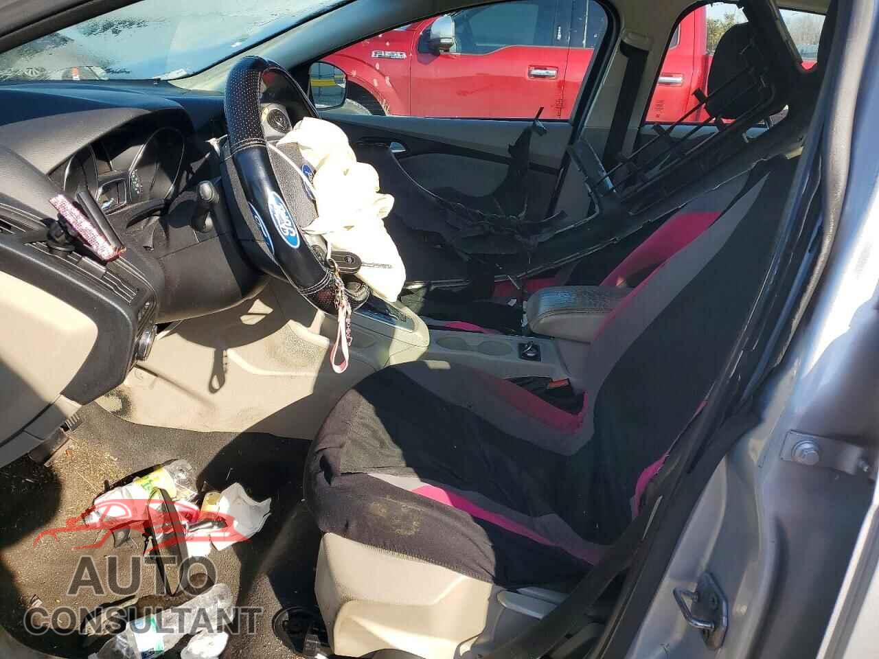 FORD FOCUS 2012 - 1FAHP3F26CL231535