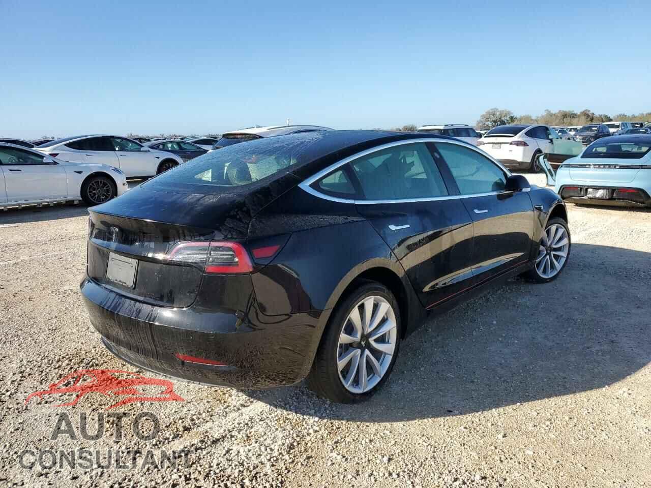 TESLA MODEL 3 2019 - 5YJ3E1EA3KF300335