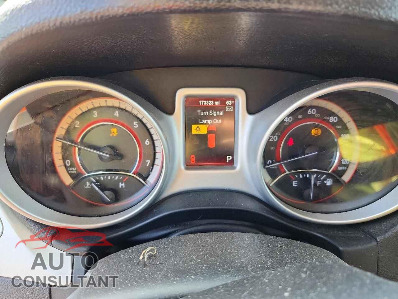 DODGE JOURNEY 2015 - 3C4PDCAB6FT565529