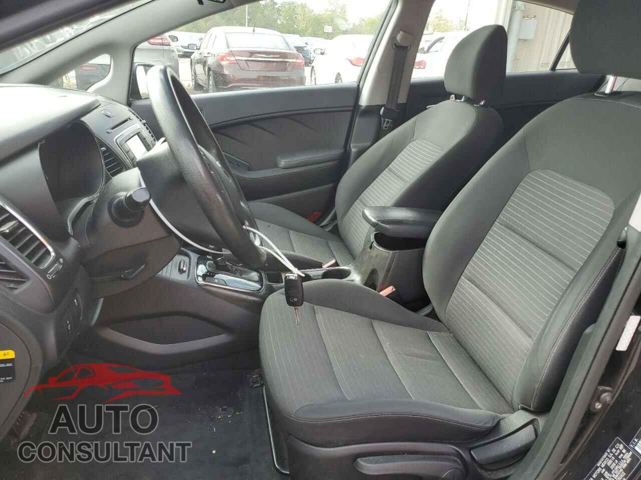 KIA FORTE 2017 - 3KPFL4A75HE062422
