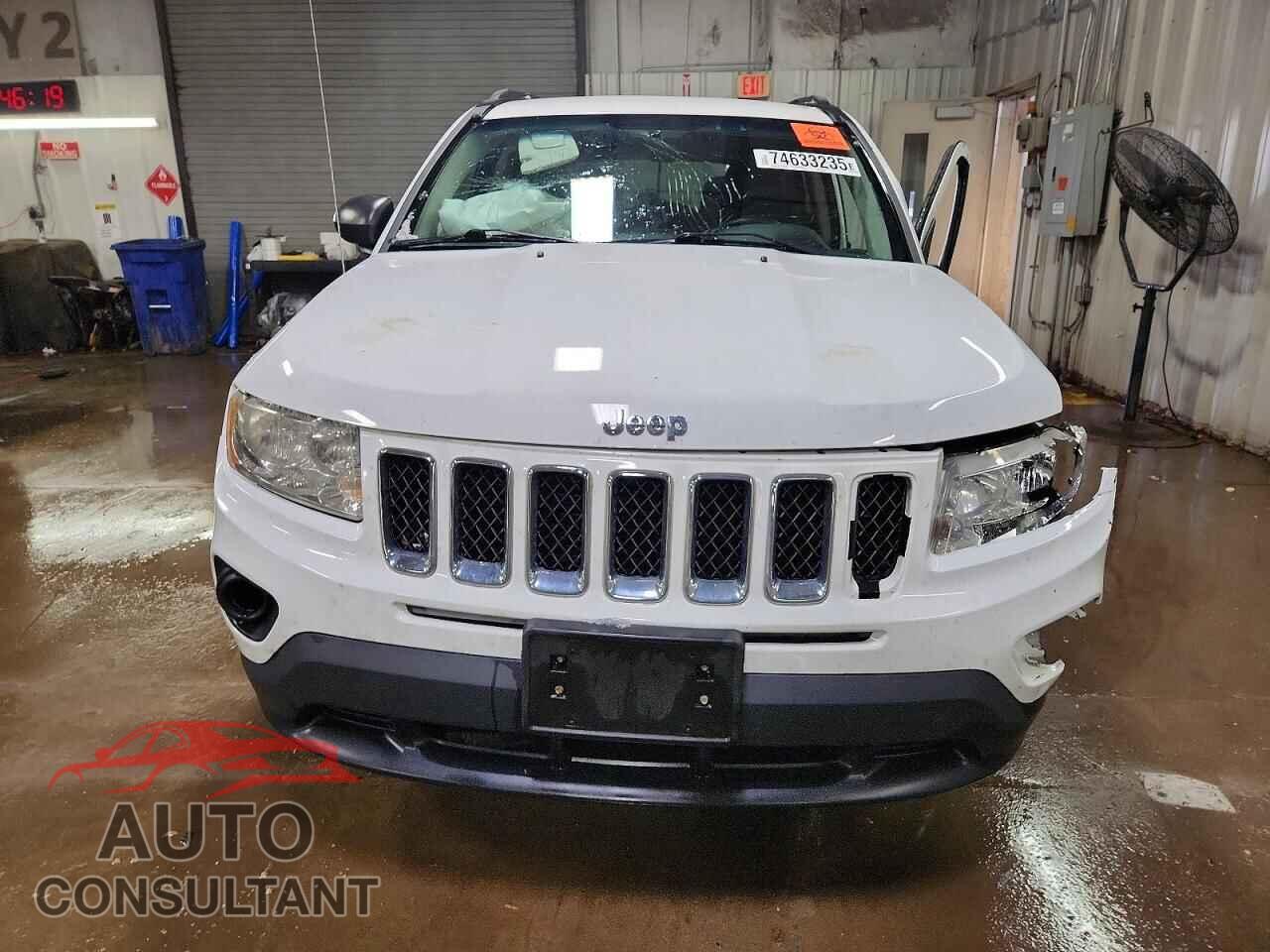 JEEP COMPASS 2013 - 1C4NJDCBXDD101388