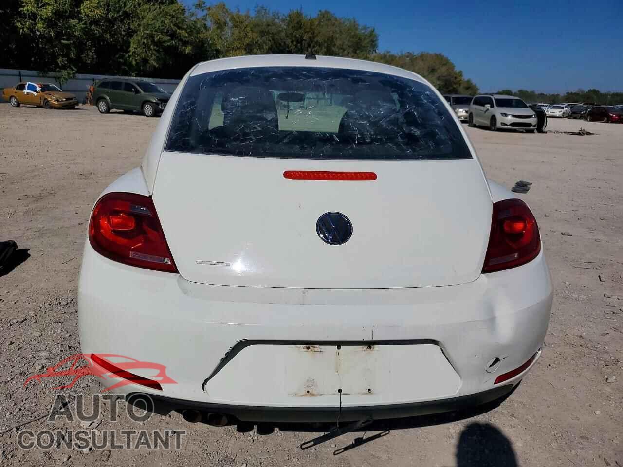 VOLKSWAGEN BEETLE 2012 - 3VWFP7AT1CM641552