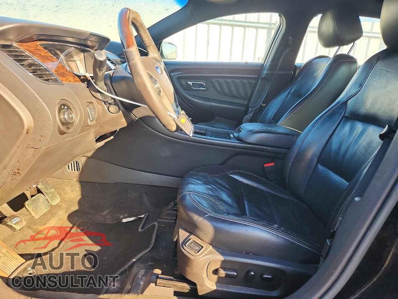 FORD TAURUS 2017 - 1FAHP2F81HG114928