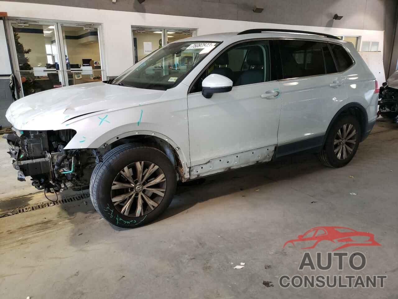 VOLKSWAGEN TIGUAN 2018 - 3VV2B7AX7JM115914