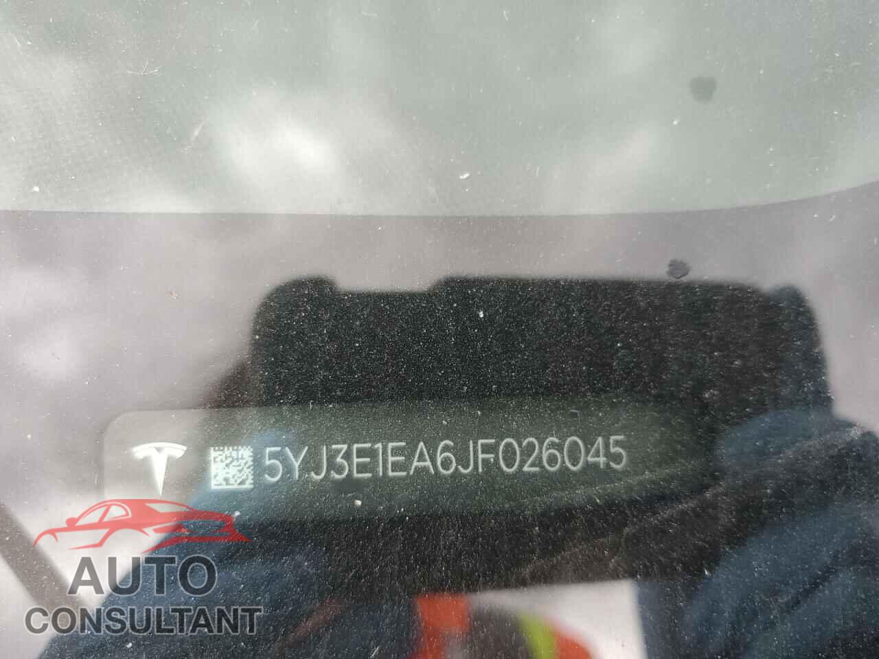 TESLA MODEL 3 2018 - 5YJ3E1EA6JF026045