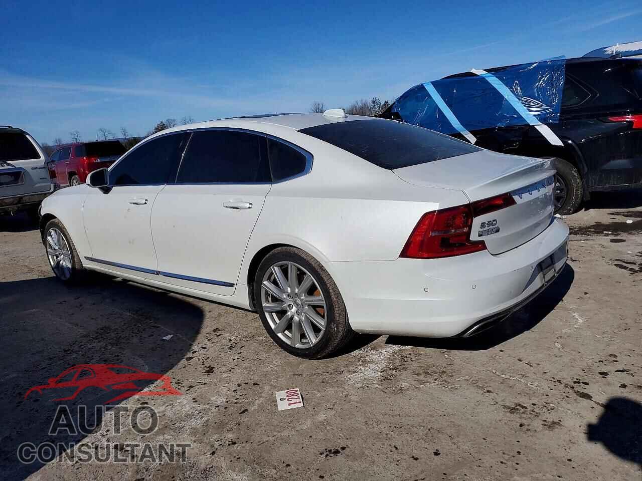 VOLVO S90 2018 - LVY992ML2JP021396