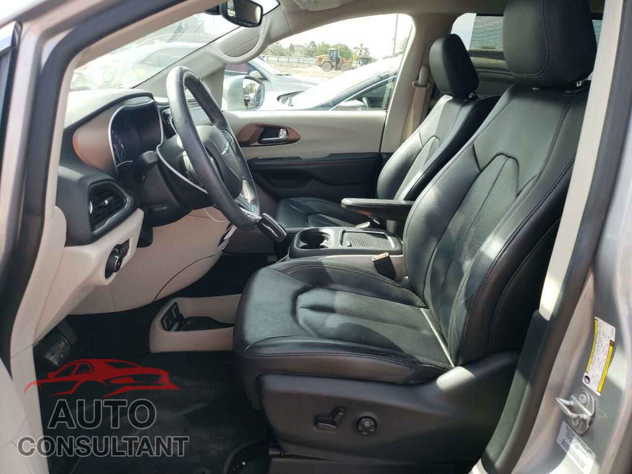 CHRYSLER PACIFICA 2017 - 2C4RC1EG9HR752906
