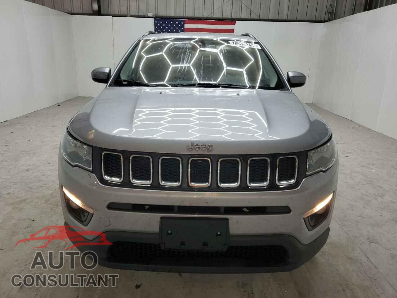 JEEP COMPASS 2019 - 3C4NJDBB7KT592592