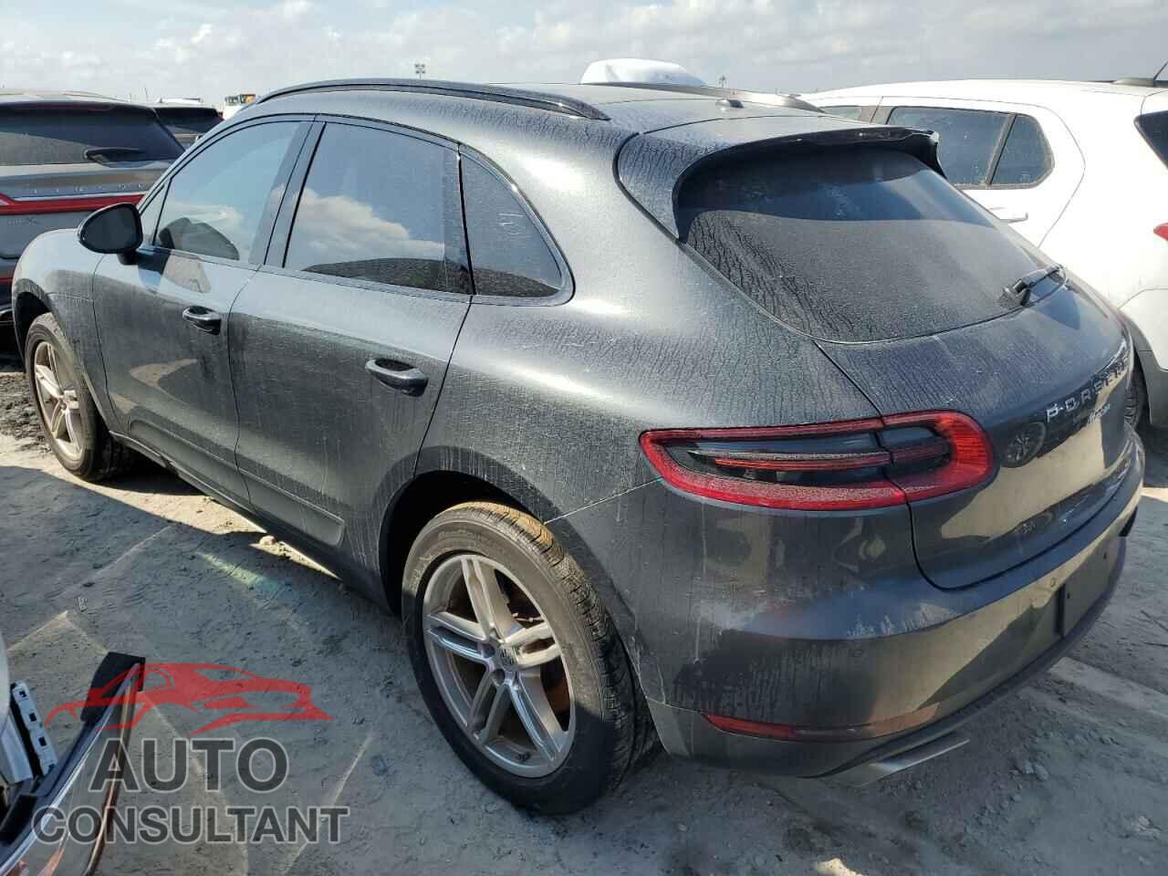 PORSCHE MACAN 2017 - WP1AA2A54HLB04474