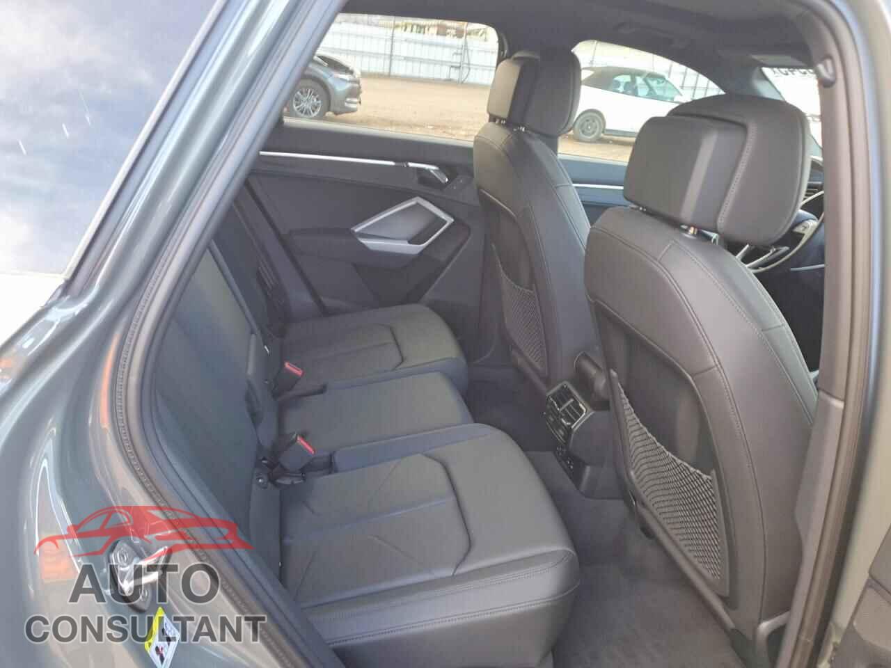 AUDI Q3 2023 - WA1DECF3XP1104998
