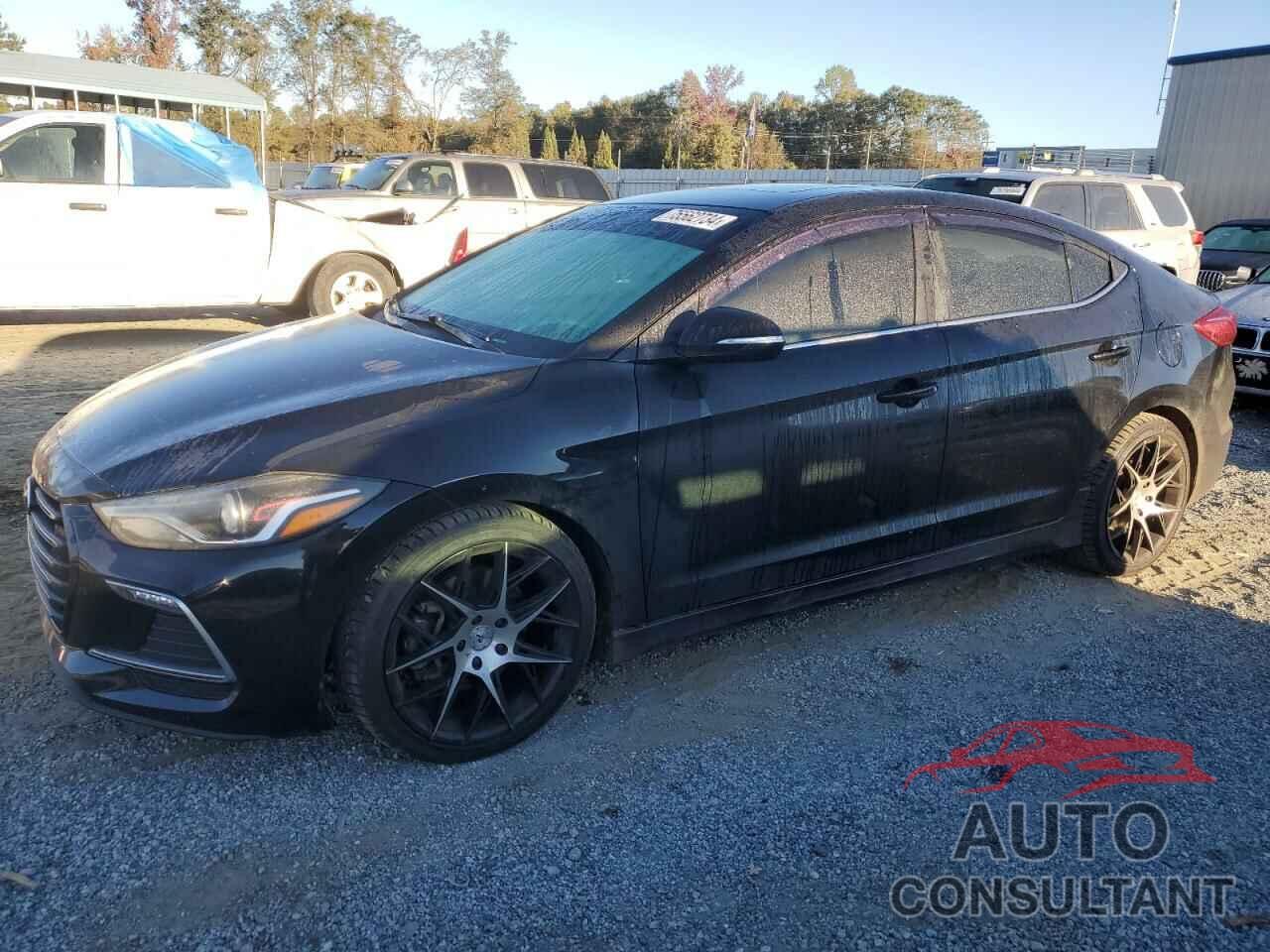 HYUNDAI ELANTRA 2018 - KMHD04LB2JU597177
