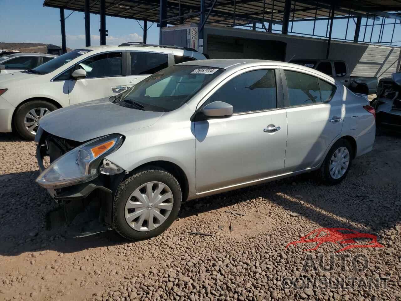 NISSAN VERSA 2018 - 3N1CN7APXJL886127