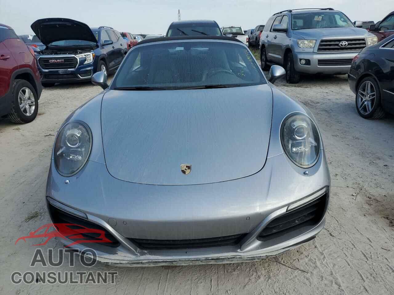 PORSCHE 911 2017 - WP0CA2A9XHS141399