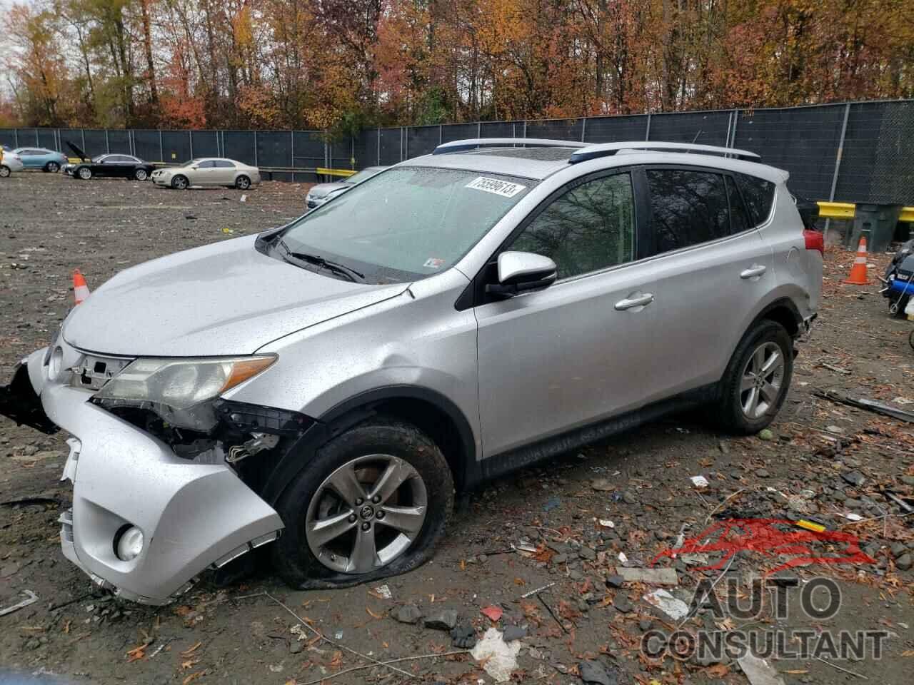 TOYOTA RAV4 2015 - JTMRFREV1FD109485