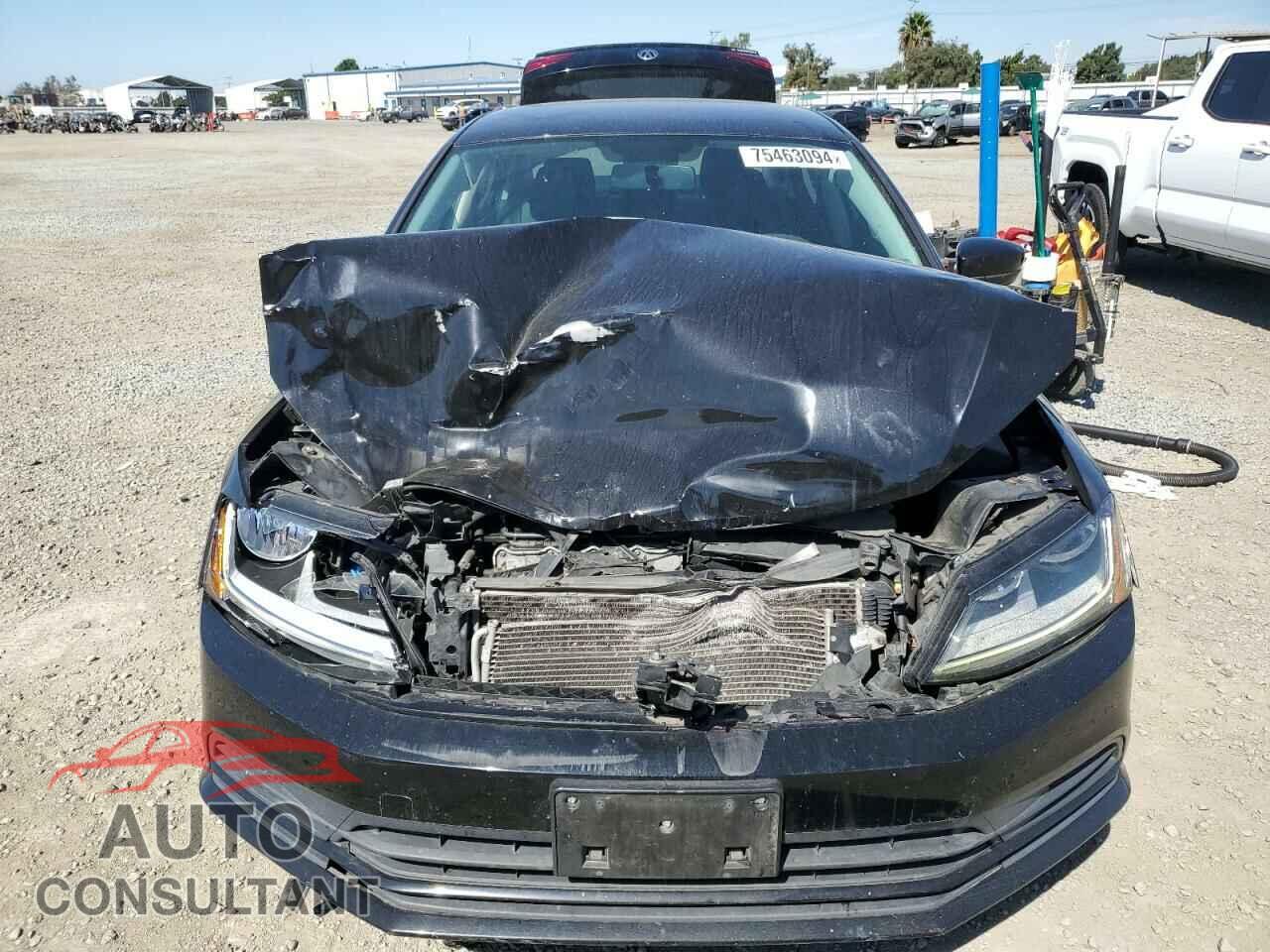 VOLKSWAGEN JETTA 2017 - 3VW2B7AJ2HM294963
