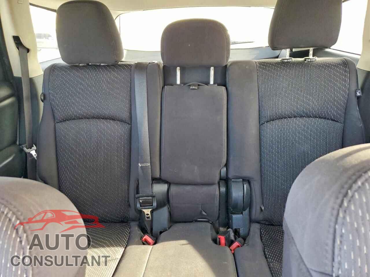 DODGE JOURNEY 2013 - 3C4PDCAB3DT700768