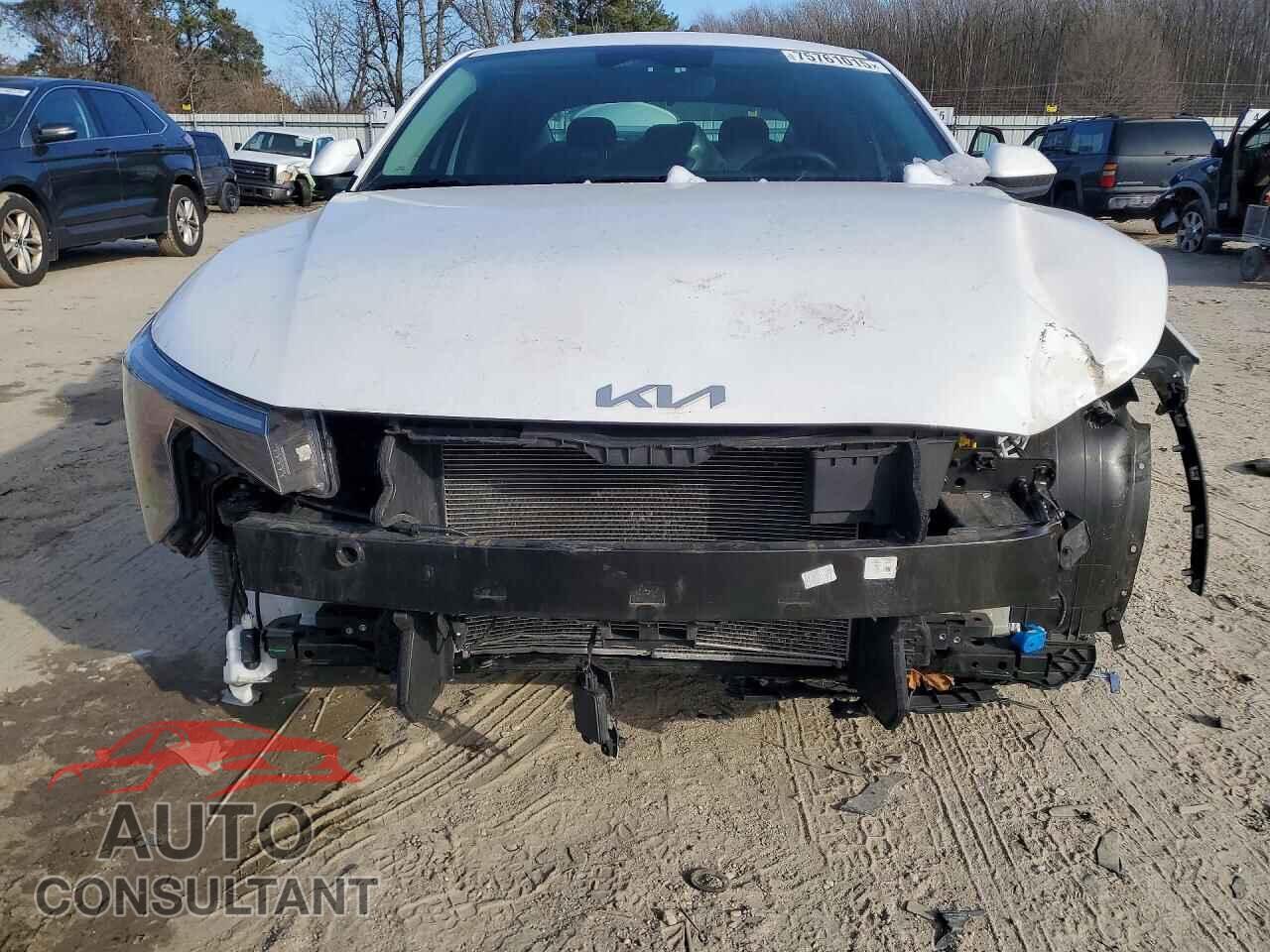 KIA K4 EX 2025 - 3KPFU4DE7SE050366