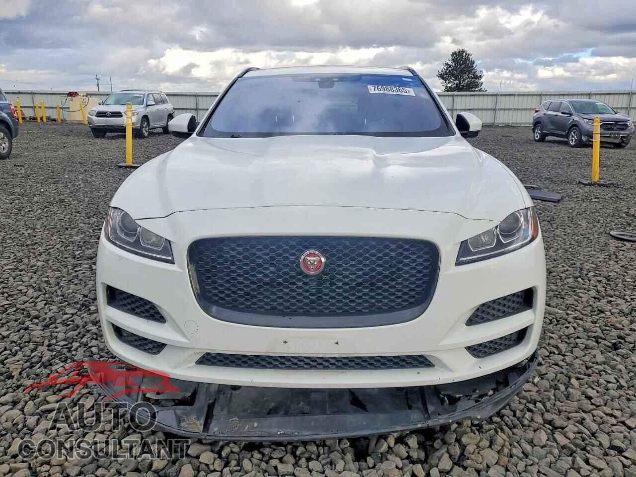 JAGUAR F-PACE 2017 - SADCJ2BN4HA896165