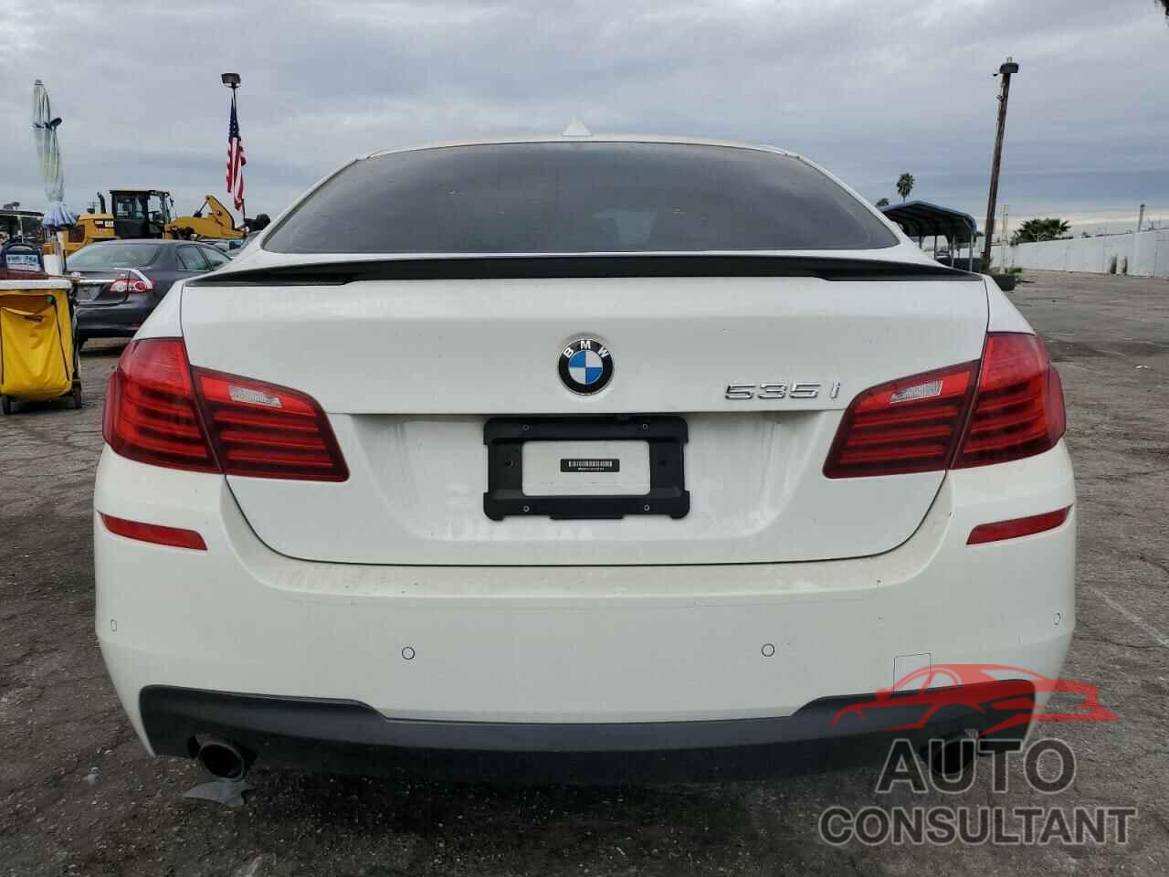 BMW 5 SERIES 2015 - WBA5B1C51FG126104