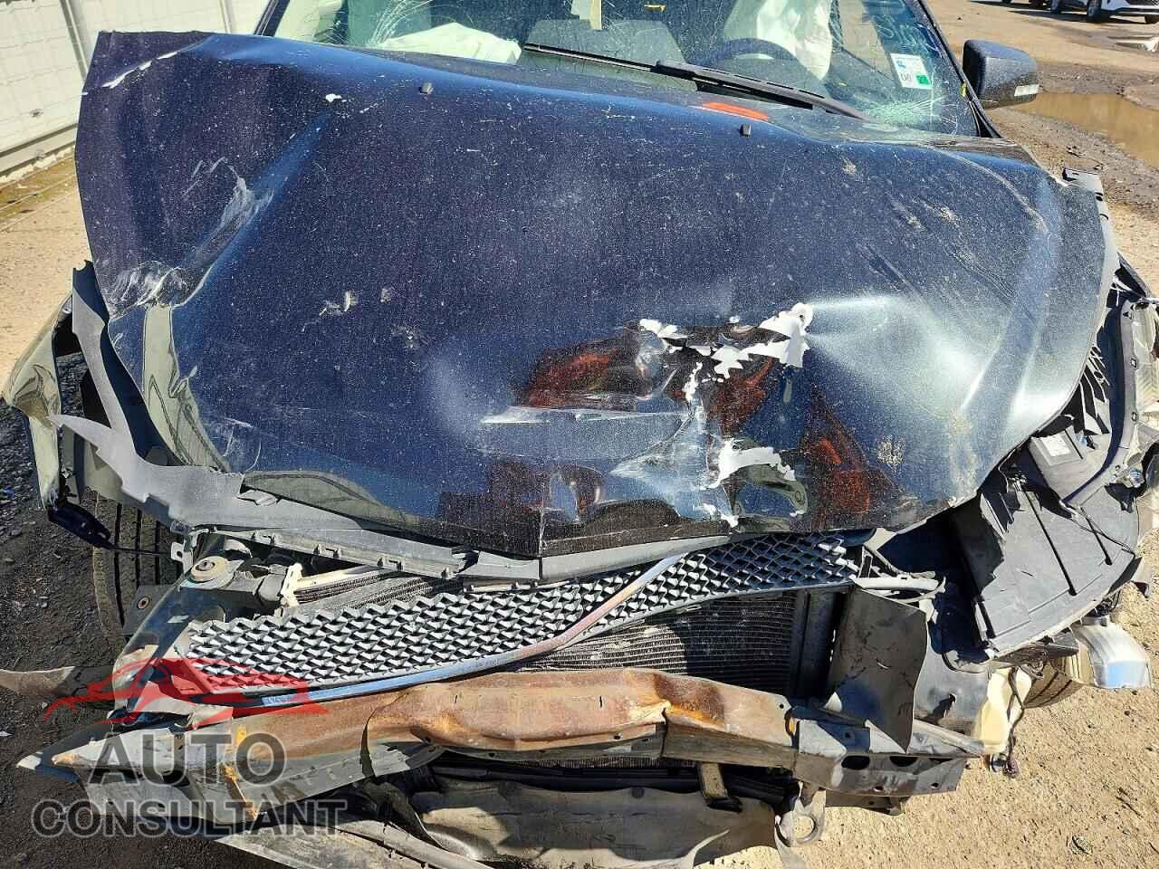 CHEVROLET TRAVERSE 2011 - 1GNKRGED6BJ123647