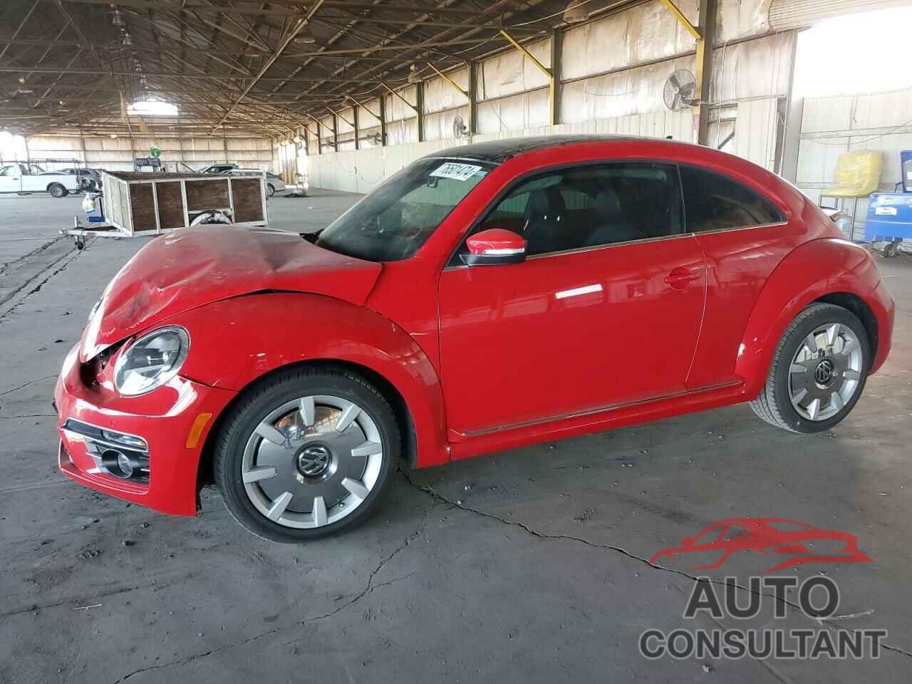 VOLKSWAGEN BEETLE 2019 - 3VWJD7AT9KM711848