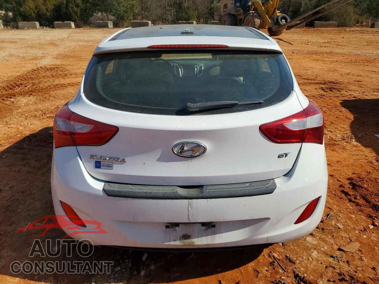 HYUNDAI ELANTRA 2013 - KMHD35LE2DU092011