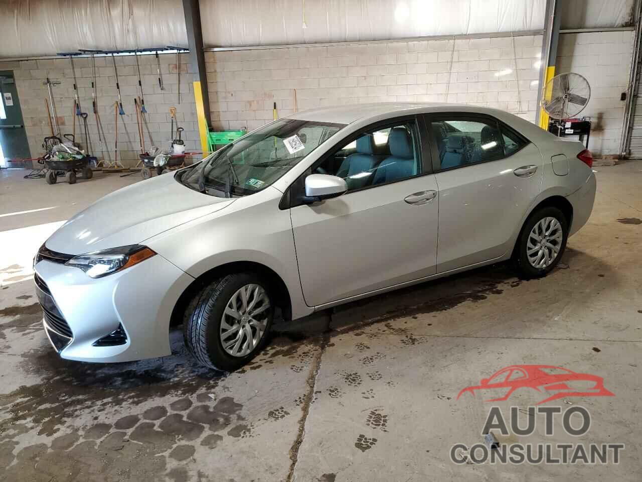 TOYOTA COROLLA 2018 - 2T1BURHE3JC094884
