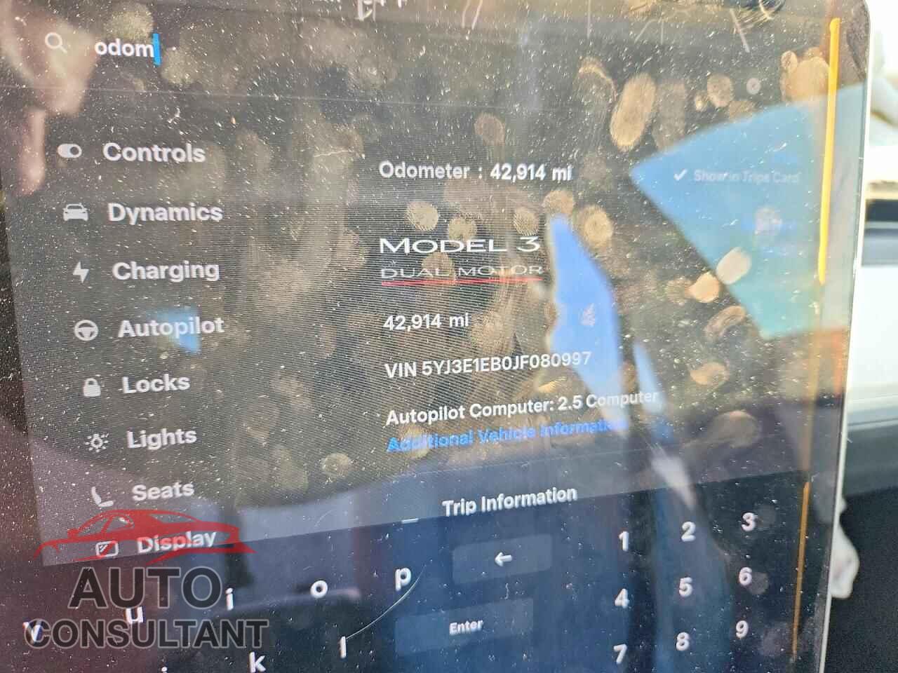 TESLA MODEL 3 2018 - 5YJ3E1EB0JF080997