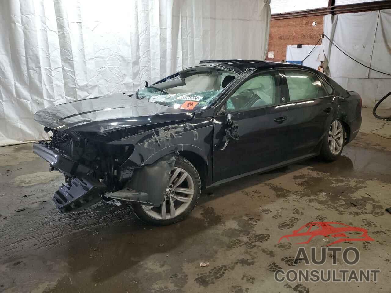 VOLKSWAGEN PASSAT 2019 - 1VWLA7A38KC010396