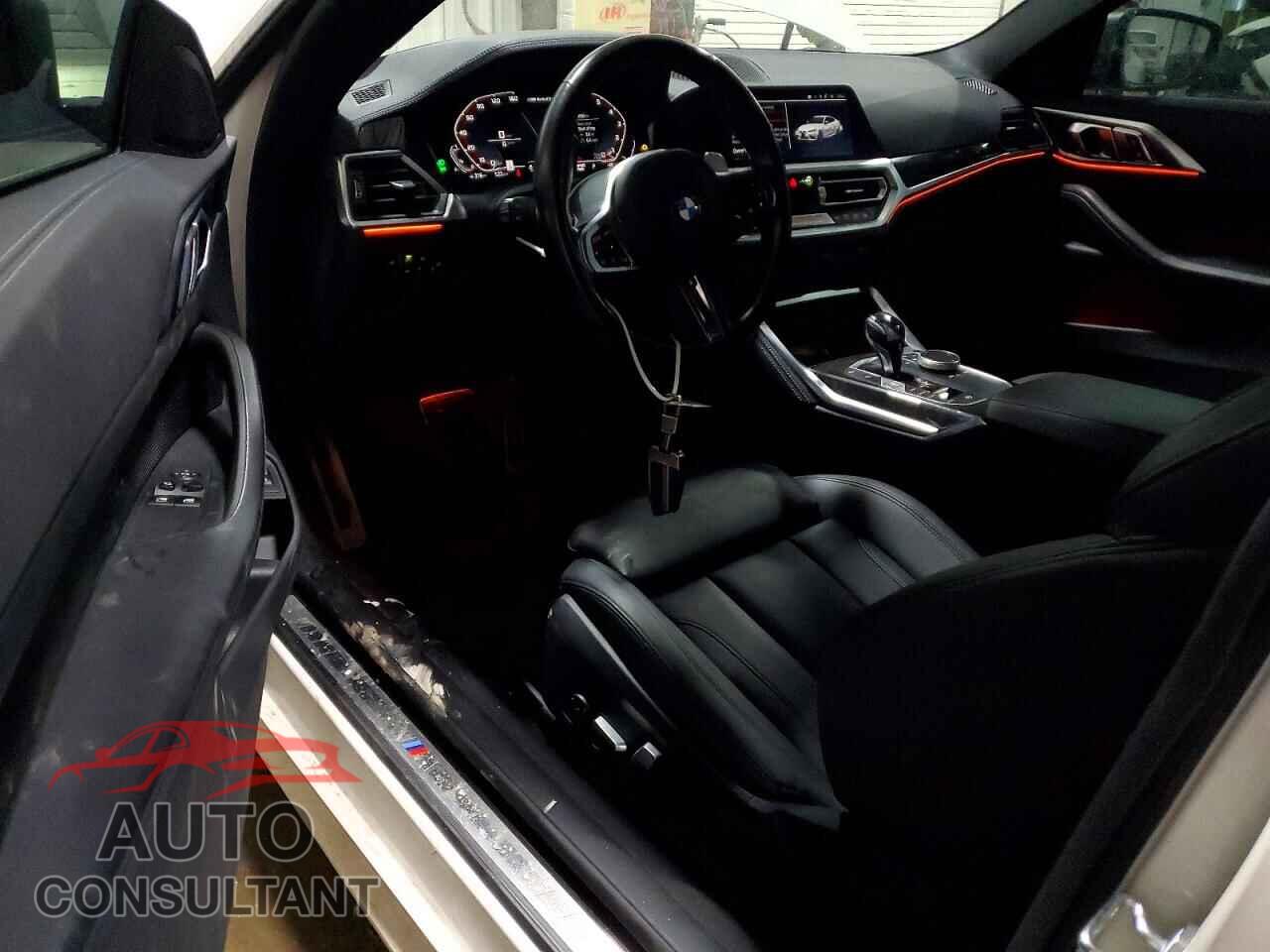 BMW M4 2021 - WBA13AR04MCF85206
