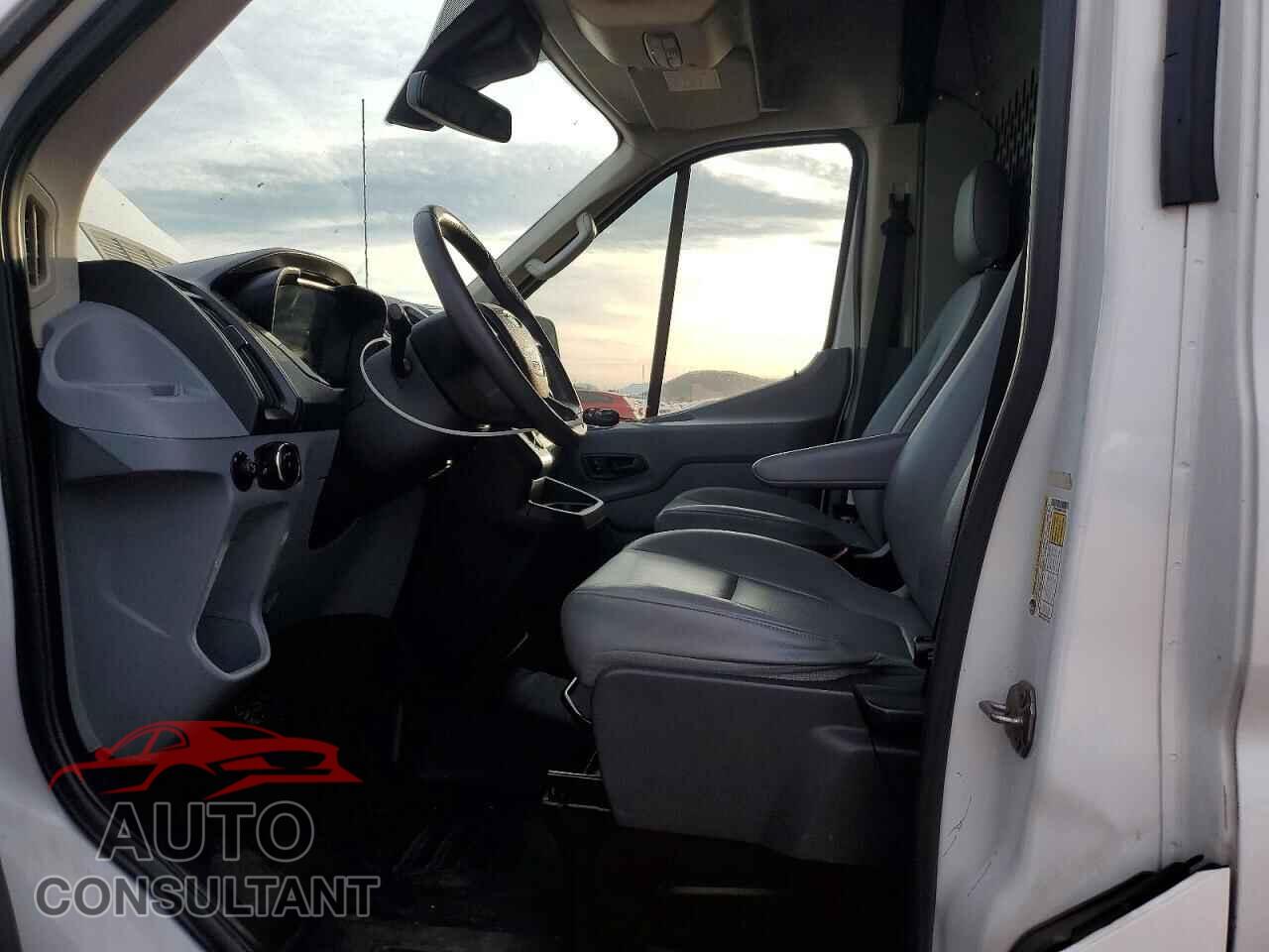 FORD TRANSIT 2015 - 1FTNE1CM6FKA79196