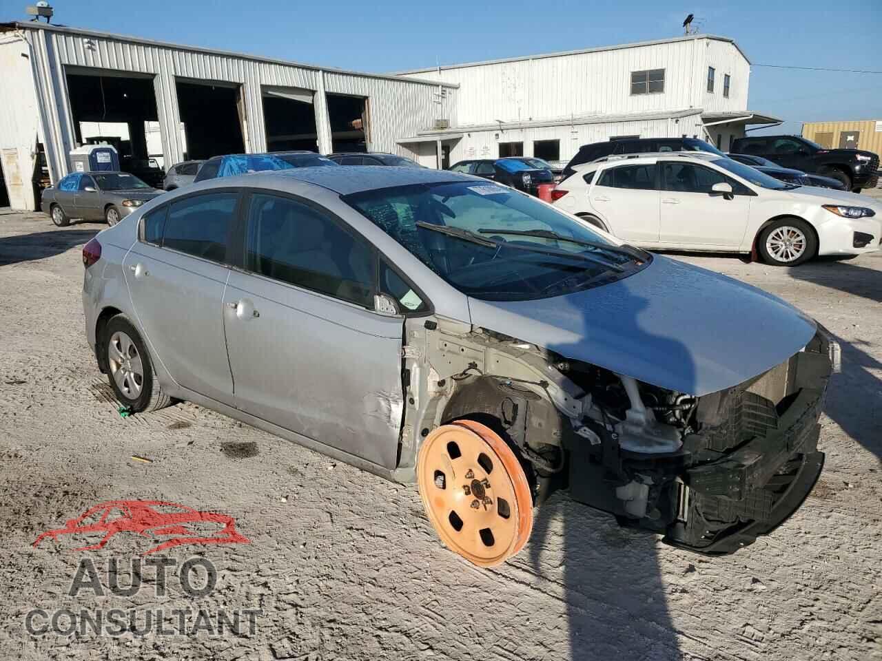 KIA FORTE 2017 - 3KPFK4A76HE124462