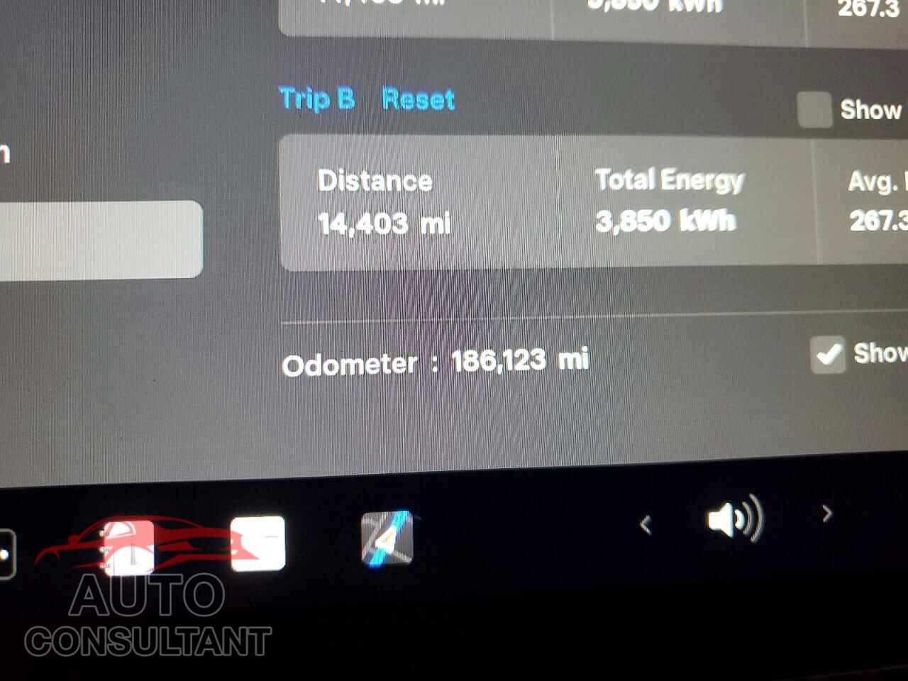 TESLA MODEL 3 2022 - 5YJ3E1EA1NF370615