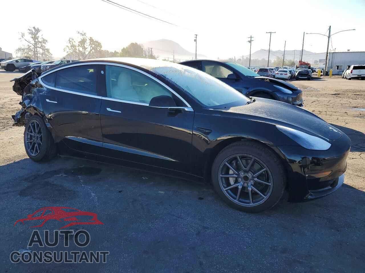 TESLA MODEL 3 2018 - 5YJ3E1EAXJF166230
