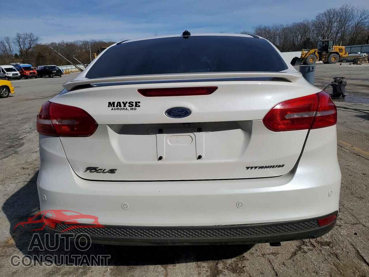FORD FOCUS 2017 - 1FADP3J21HL264987