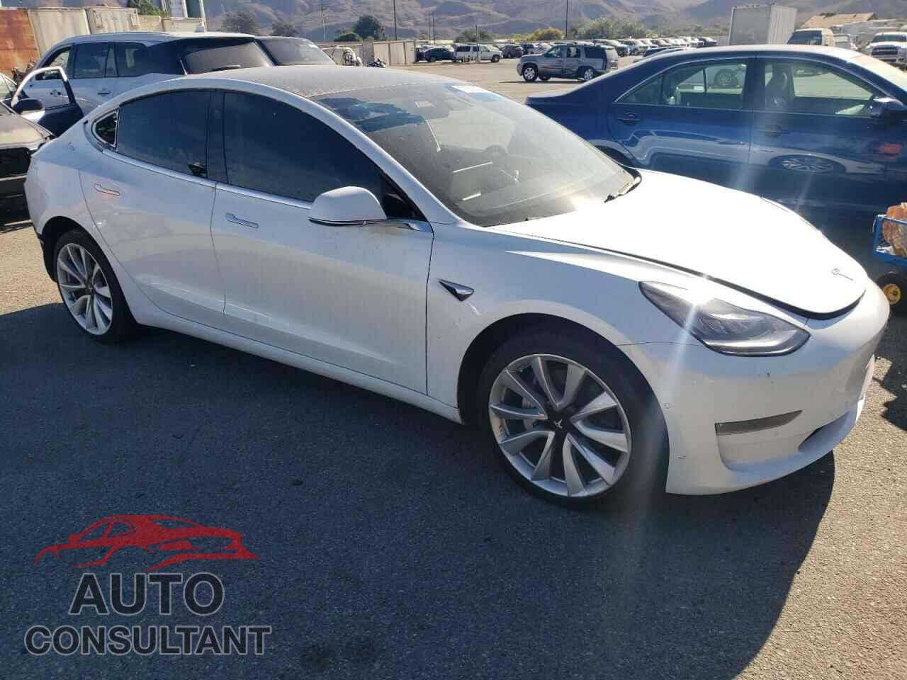 TESLA MODEL 3 2019 - 5YJ3E1EB4KF418676