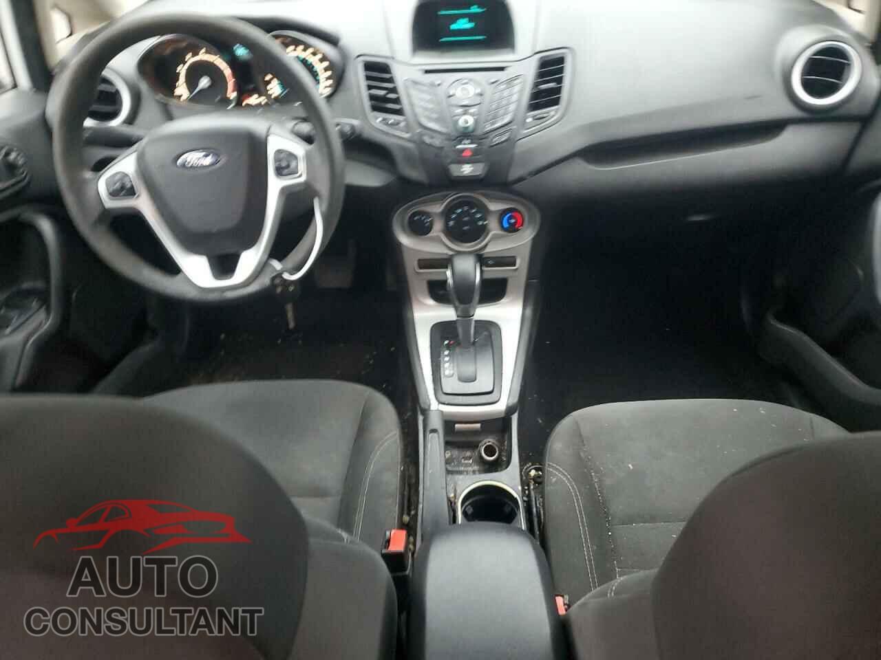 FORD FIESTA 2017 - 3FADP4EJ4HM118962