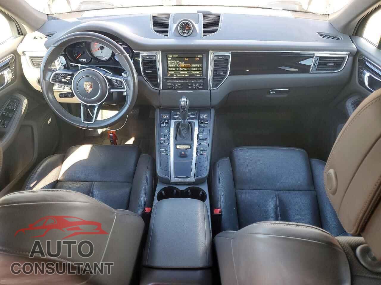 PORSCHE MACAN 2015 - WP1AB2A54FLB68489