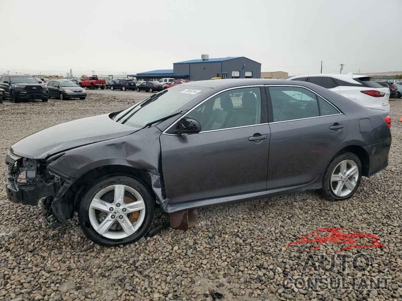 TOYOTA CAMRY 2014 - 4T1BF1FK8EU772456