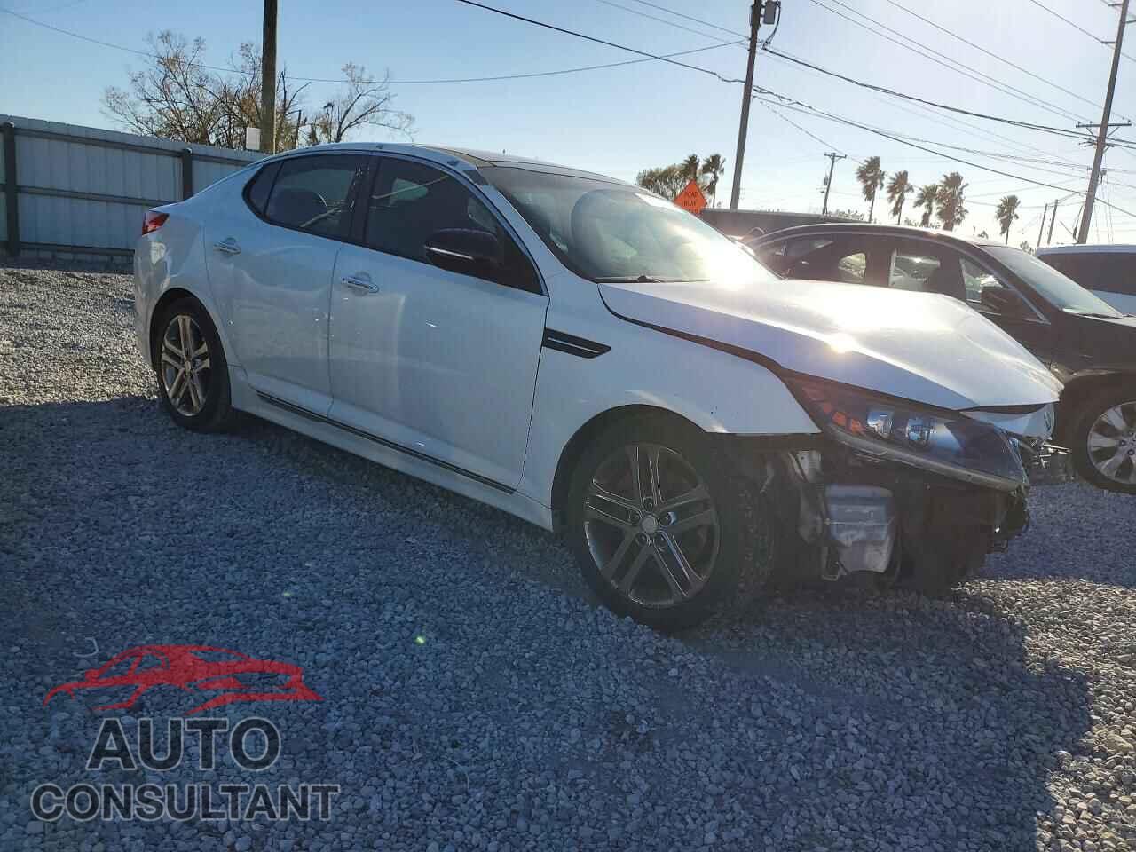 KIA OPTIMA 2013 - 5XXGR4A64DG093821