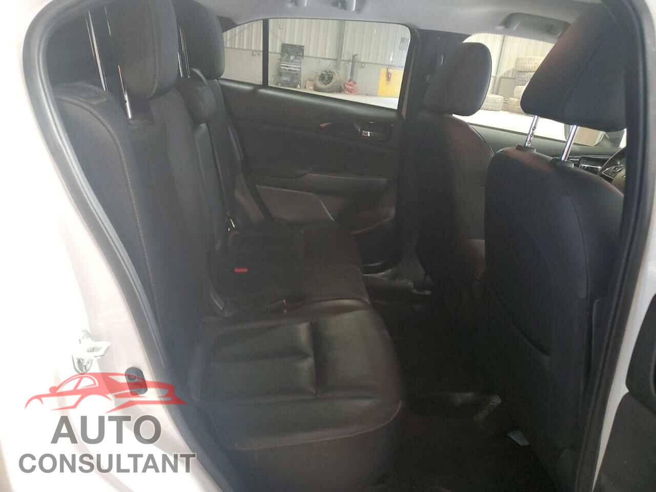 MITSUBISHI ECLIPSE 2019 - JA4AT5AA6KZ020326
